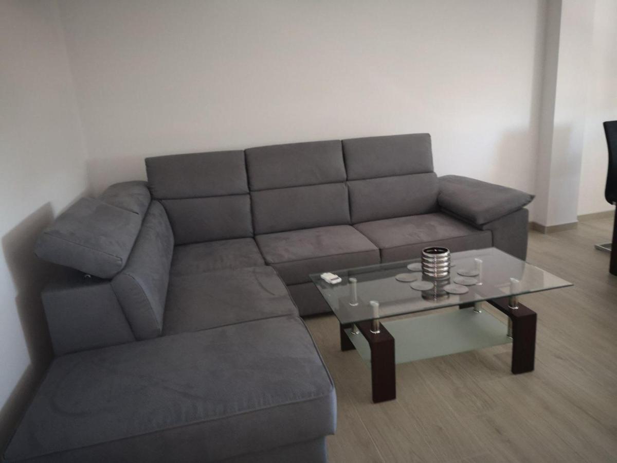 Galeb Apartments Osjecka Ulica 37 Pula Eksteriør billede